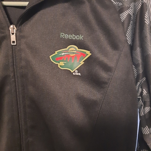 Reebok Black and Green Athletic Jacket Minnesota Wilds - Picture 7 of 12